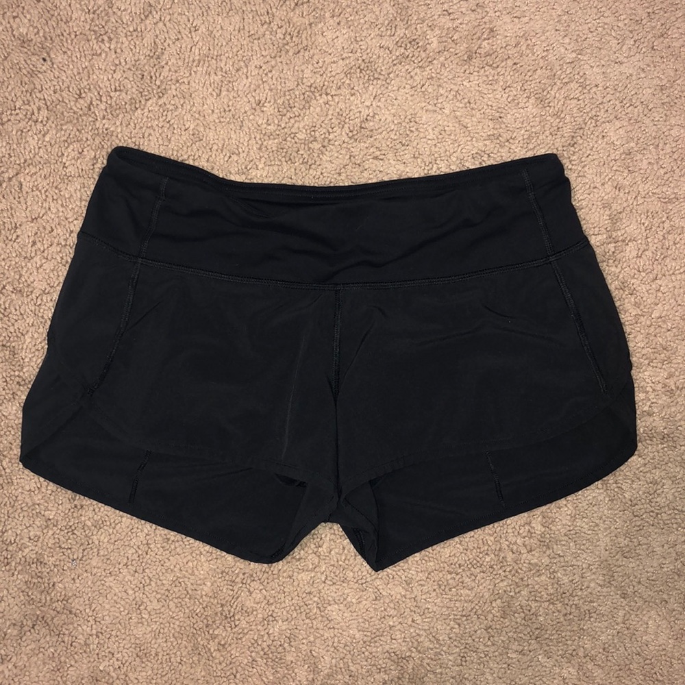 Black Lululemon Speed Up Short 2.5"